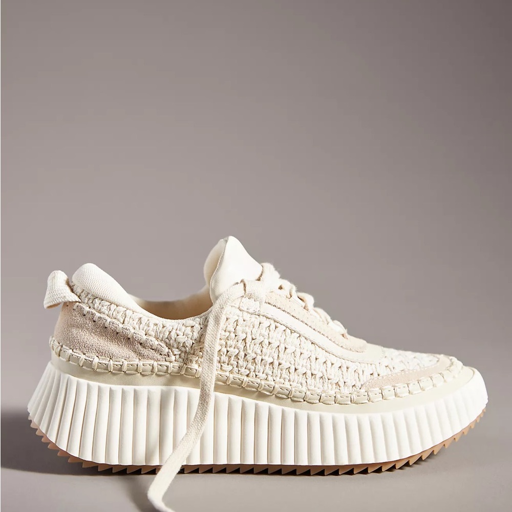 Dolce Vita Dolen Sneaker - Light Sand